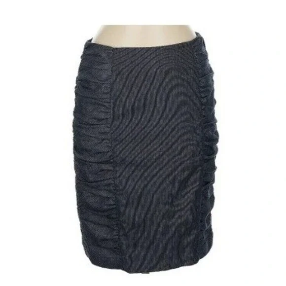 Anthropologie Cartonnier Woodgrain Ruched Pencil Skirt Navy Black Size 4 - Picture 2 of 8
